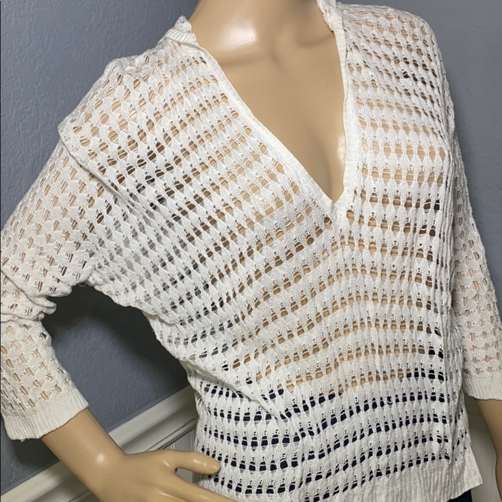 Jennifer Lopez Knit Top/ Coverup with hood size M - Picture 2 of 7